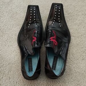 Black Leather Men's Shoes with Red Accent
